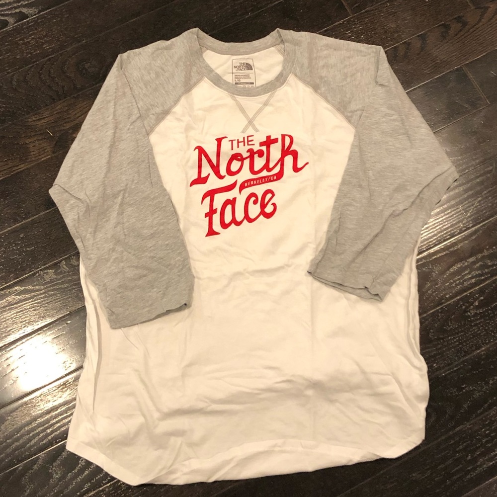 North Face 3/4 Sleeve Baseball Raglan Shirt (L)
